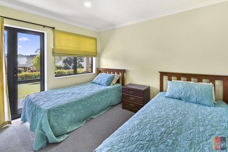 Photo of property in 11 Lamia Place, The Gardens, Auckland, 2105