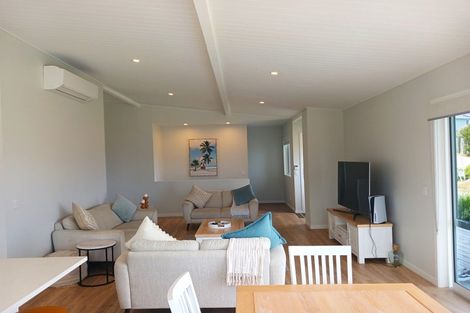 Photo of property in 2 Sunset Heights, Cable Bay, 0420