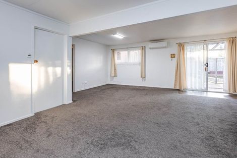 Photo of property in 3 Riverina Avenue, Pakuranga, Auckland, 2010