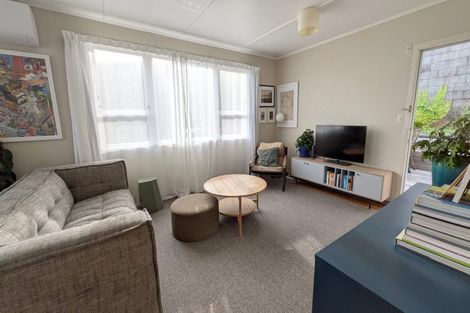 Photo of property in 1/30 London Road, Korokoro, Lower Hutt, 5012