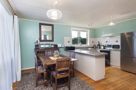 Photo of property in 4 Buchanan Road, Kingseat, Papakura, 2580