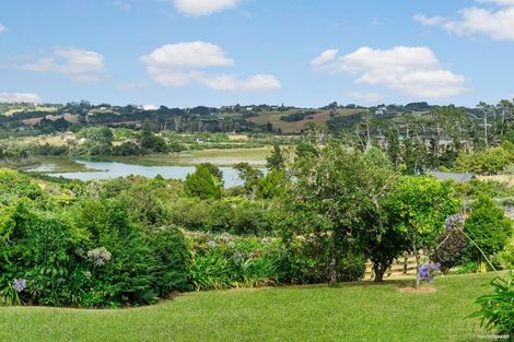 Photo of property in 42 Potts Road, Whitford, Howick, 2571