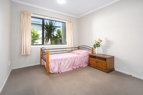 Photo of property in 25 Kaimai Place, Aotea, Porirua, 5024