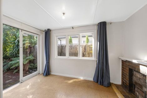 Photo of property in 12 Taylors Avenue, Bryndwr, Christchurch, 8052