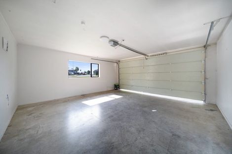 Photo of property in 21 Masters Place, Favona, Auckland, 2024