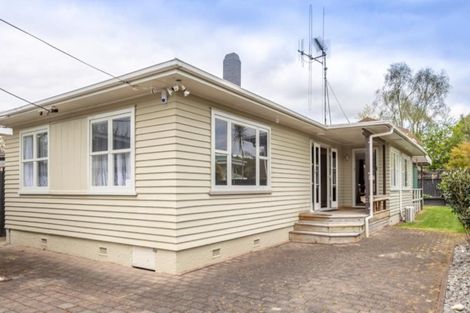 Photo of property in 37 Herbert Road, Queenwood, Hamilton, 3210
