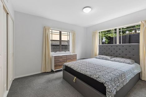 Photo of property in 147a Hobsonville Road, West Harbour, Auckland, 0618