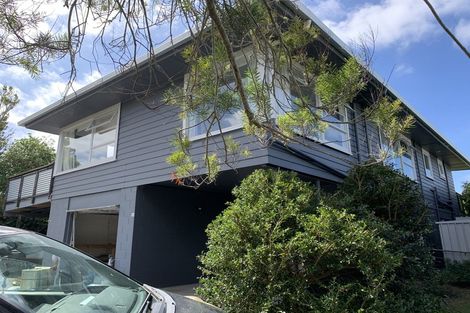 Photo of property in 89 Hillcrest Avenue, Hillcrest, Auckland, 0627