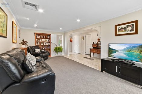 Photo of property in 114 Colombo Road, Waiuku, 2123