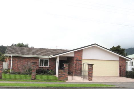 Photo of property in 109 Woollams Avenue, Coromandel, 3506