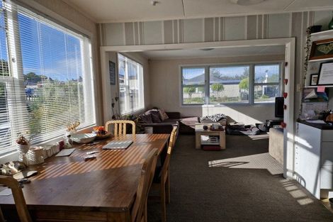 Photo of property in 35 Maratahu Street, Westown, New Plymouth, 4310