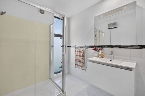 Photo of property in 74 Glenstrae Road, Redcliffs, Christchurch, 8081