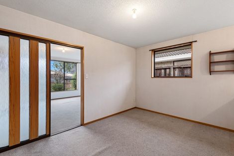 Photo of property in 6b Rolfe Place, Bishopdale, Christchurch, 8053