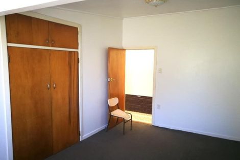 Photo of property in 40 West Coast Road, Glen Eden, Auckland, 0602