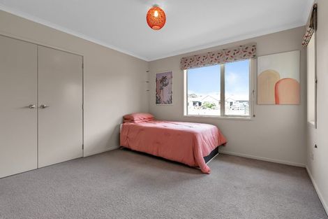 Photo of property in 15 Des Terry Way, Waipu, 0510