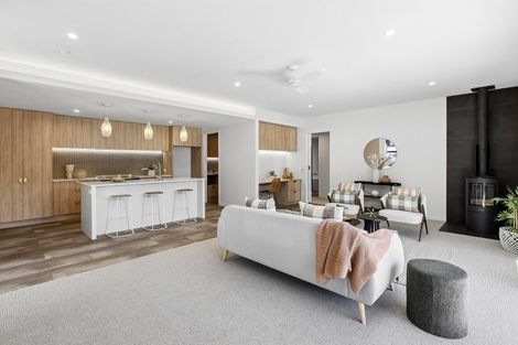 Photo of property in 14 Caroline Way, Abbotsford, 9018