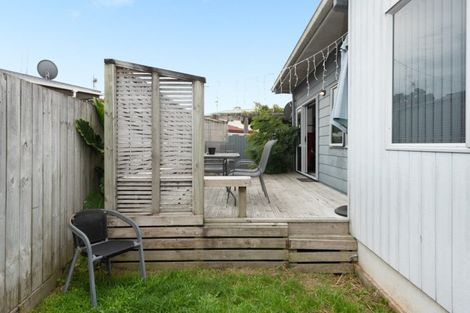 Photo of property in 24b Queen Road, Bellevue, Tauranga, 3110