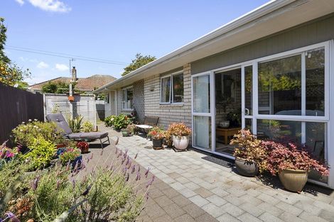 Photo of property in 1 Wrantage Street, Westown, New Plymouth, 4310