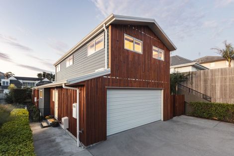 Photo of property in 25 Grove Avenue, Mount Maunganui, 3116