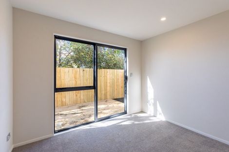 Photo of property in 6c Kaweka Street, New Lynn, Auckland, 0600