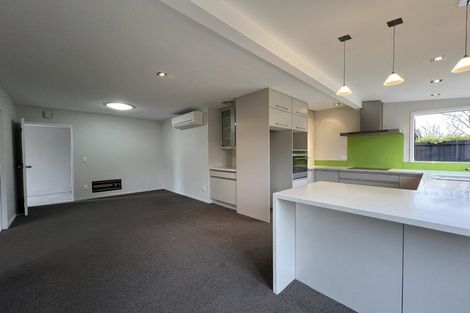 Photo of property in 14a Cricklewood Place, Avonhead, Christchurch, 8042