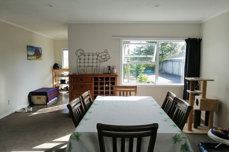 Photo of property in 16 Johnson Street, Bulls, 4818