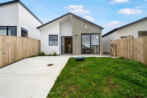 Photo of property in 7 Horokaka Street, Massey, Auckland, 0614