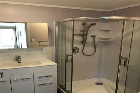 Photo of property in 2/52 Nile Road, Milford, Auckland, 0620