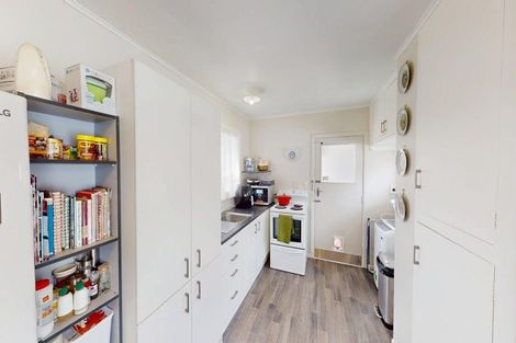 Photo of property in 118 Weraroa Road, Levin, 5510