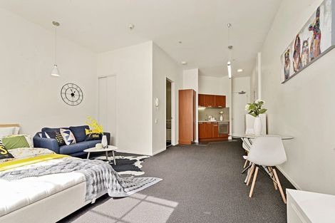 Photo of property in 4/6 Victoria Street, Ebdentown, Upper Hutt, 5018