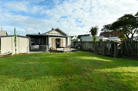 Photo of property in 2/95 Muritai Street, Tahunanui, Nelson, 7011