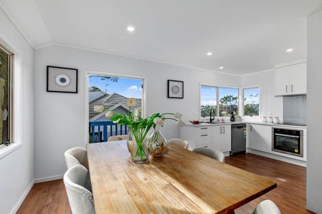 Photo of property in 2/48 Noeleen Street, Glenfield, Auckland, 0629