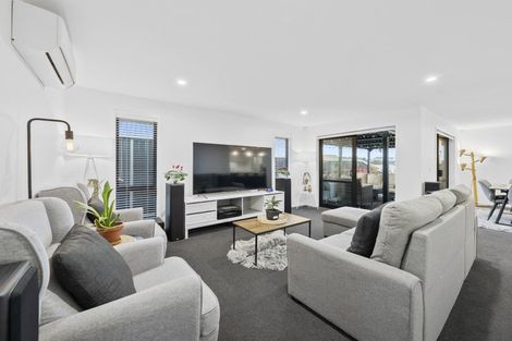 Photo of property in 11 Te Rata Boulevard, Karaka, 2124