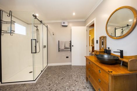 Photo of property in 98 Taonui Road, Aorangi, Feilding, 4775