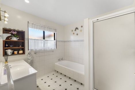 Photo of property in 40 Tyree Drive, Stoke, Nelson, 7011