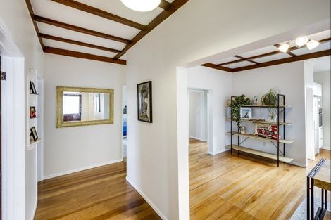 Photo of property in 16a Georges Drive, Napier South, Napier, 4110