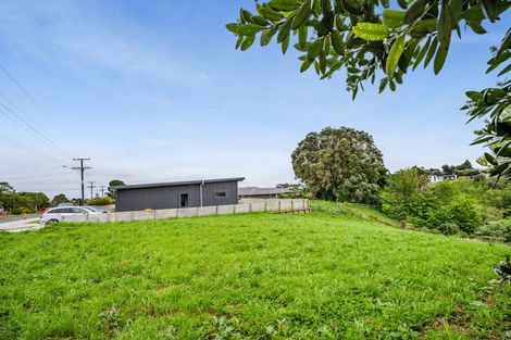 Photo of property in 117 Wairau Road, Oakura, 4314