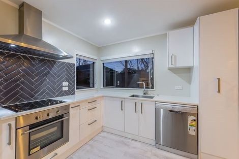 Photo of property in 1/12 Bedford Street, Te Atatu South, Auckland, 0610