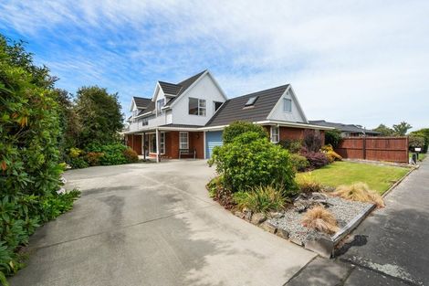 Photo of property in 32 Townshend Crescent, Halswell, Christchurch, 8025