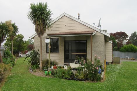 Photo of property in 12 Pitman Place, Waimate, 7924
