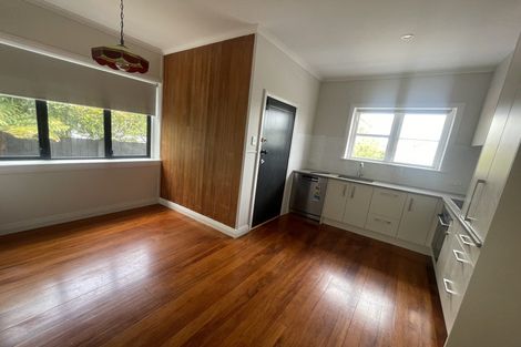 Photo of property in 261 Lake Road, Belmont, Auckland, 0622