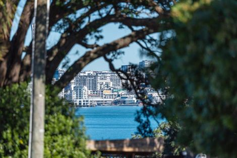 Photo of property in 2/68 Norwood Road, Bayswater, Auckland, 0622