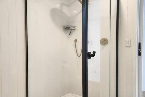 Photo of property in 23 Linda Street, Oakura, 4314