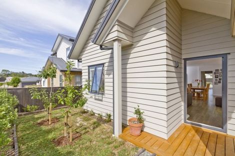 Photo of property in 8 Magnolia Lane, Kaukapakapa, Helensville, 0875