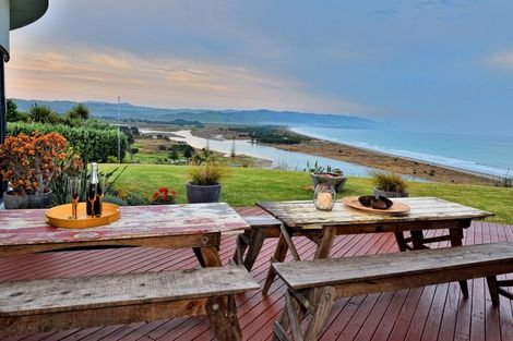 Photo of property in 225 Mahia East Coast Road, Mahia, 4198