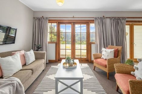 Photo of property in 72 Overtoun Terrace, Hataitai, Wellington, 6021