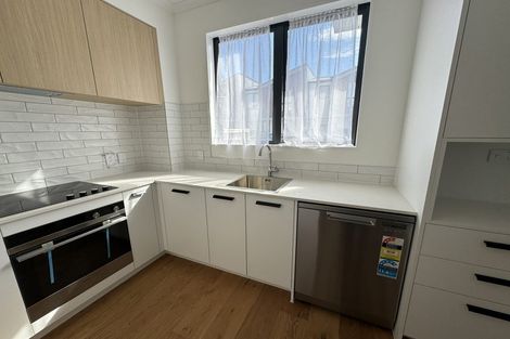 Photo of property in 15 Mahalo Avenue, Wiri, Auckland, 2104