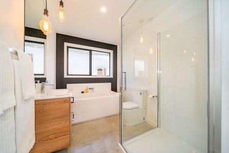 Photo of property in 46 Brentwood Street, Trentham, Upper Hutt, 5018