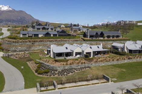 Photo of property in 1 Owen Marshall Lane, Arrowtown, 9371