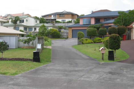 Photo of property in 8 Hanly Close, West Harbour, Auckland, 0618